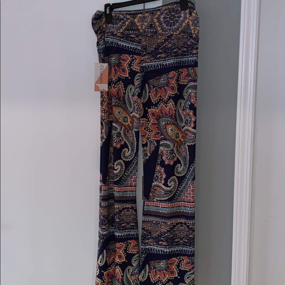 NEW Honey & Lace Palazzo Pants Large ☺️